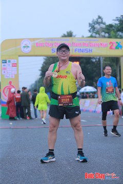 BƯỚC CHẠY CHÀO XUÂN THÀNH PHỐ QUẢNG NGÃI 2024 - Ảnh #1221870