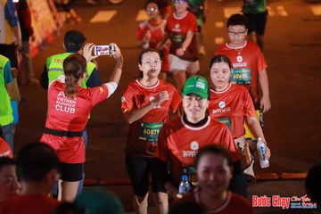 BƯỚC CHẠY CHÀO XUÂN THÀNH PHỐ QUẢNG NGÃI 2024 - Ảnh #1248857