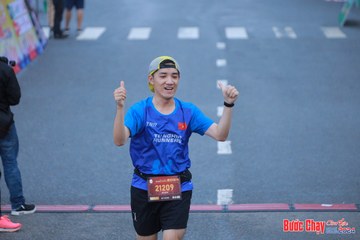 BƯỚC CHẠY CHÀO XUÂN THÀNH PHỐ QUẢNG NGÃI 2024 - Ảnh #1252076