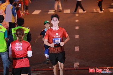 BƯỚC CHẠY CHÀO XUÂN THÀNH PHỐ QUẢNG NGÃI 2024 - Ảnh #1249519