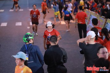 BƯỚC CHẠY CHÀO XUÂN THÀNH PHỐ QUẢNG NGÃI 2024 - Ảnh #1250157