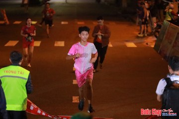BƯỚC CHẠY CHÀO XUÂN THÀNH PHỐ QUẢNG NGÃI 2024 - Ảnh #1241703