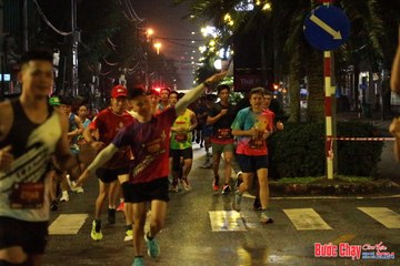 BƯỚC CHẠY CHÀO XUÂN THÀNH PHỐ QUẢNG NGÃI 2024 - Ảnh #1222706