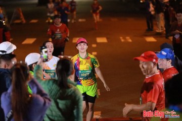 BƯỚC CHẠY CHÀO XUÂN THÀNH PHỐ QUẢNG NGÃI 2024 - Ảnh #1244310