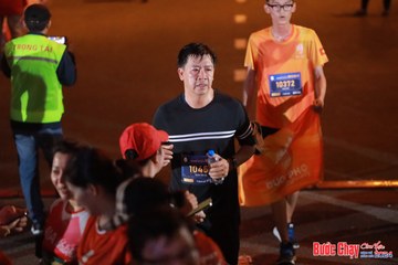 BƯỚC CHẠY CHÀO XUÂN THÀNH PHỐ QUẢNG NGÃI 2024 - Ảnh #1248758