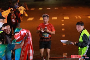 BƯỚC CHẠY CHÀO XUÂN THÀNH PHỐ QUẢNG NGÃI 2024 - Ảnh #1242860