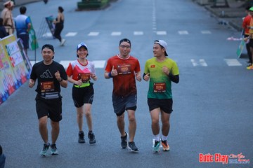 BƯỚC CHẠY CHÀO XUÂN THÀNH PHỐ QUẢNG NGÃI 2024 - Ảnh #1251997