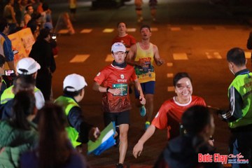 BƯỚC CHẠY CHÀO XUÂN THÀNH PHỐ QUẢNG NGÃI 2024 - Ảnh #1243797