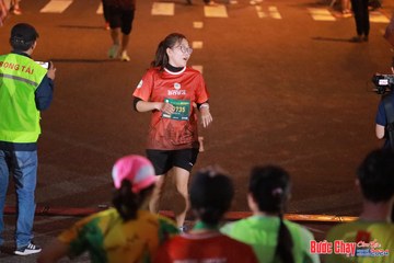 BƯỚC CHẠY CHÀO XUÂN THÀNH PHỐ QUẢNG NGÃI 2024 - Ảnh #1249220