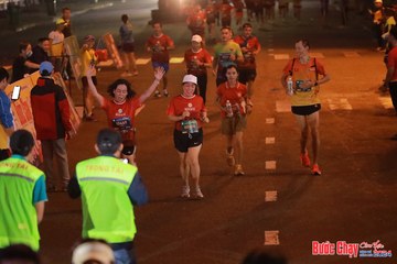 BƯỚC CHẠY CHÀO XUÂN THÀNH PHỐ QUẢNG NGÃI 2024 - Ảnh #1248788