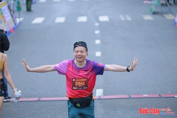 BƯỚC CHẠY CHÀO XUÂN THÀNH PHỐ QUẢNG NGÃI 2024 - Ảnh #1252185
