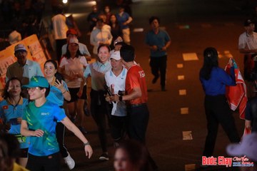 BƯỚC CHẠY CHÀO XUÂN THÀNH PHỐ QUẢNG NGÃI 2024 - Ảnh #1240399