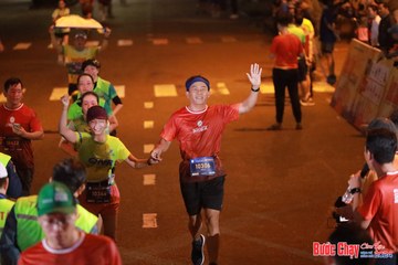 BƯỚC CHẠY CHÀO XUÂN THÀNH PHỐ QUẢNG NGÃI 2024 - Ảnh #1248622