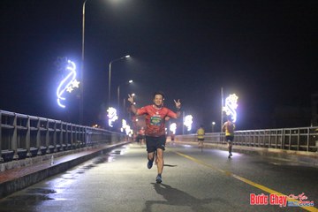 BƯỚC CHẠY CHÀO XUÂN THÀNH PHỐ QUẢNG NGÃI 2024 - Ảnh #1220228
