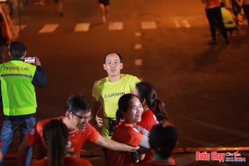 BƯỚC CHẠY CHÀO XUÂN THÀNH PHỐ QUẢNG NGÃI 2024 - Ảnh #1248741