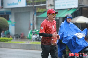 BƯỚC CHẠY CHÀO XUÂN THÀNH PHỐ QUẢNG NGÃI 2024 - Ảnh #1237357