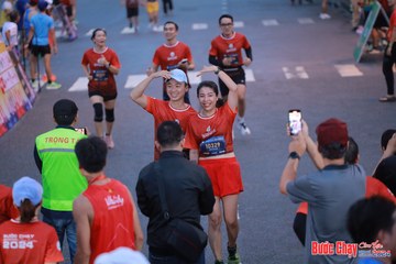 BƯỚC CHẠY CHÀO XUÂN THÀNH PHỐ QUẢNG NGÃI 2024 - Ảnh #1250546