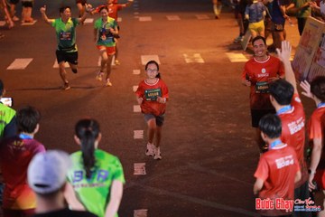 BƯỚC CHẠY CHÀO XUÂN THÀNH PHỐ QUẢNG NGÃI 2024 - Ảnh #1249300