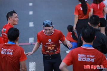 BƯỚC CHẠY CHÀO XUÂN THÀNH PHỐ QUẢNG NGÃI 2024 - Ảnh #1250883