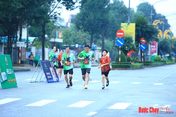 BƯỚC CHẠY CHÀO XUÂN THÀNH PHỐ QUẢNG NGÃI 2024 - Ảnh #1231861