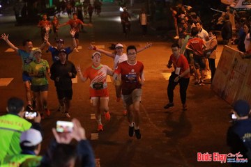 BƯỚC CHẠY CHÀO XUÂN THÀNH PHỐ QUẢNG NGÃI 2024 - Ảnh #1247298