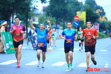 BƯỚC CHẠY CHÀO XUÂN THÀNH PHỐ QUẢNG NGÃI 2024 - Ảnh #1230022