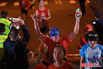 BƯỚC CHẠY CHÀO XUÂN THÀNH PHỐ QUẢNG NGÃI 2024 - Ảnh #1247242