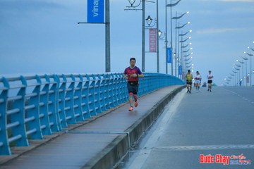 BƯỚC CHẠY CHÀO XUÂN THÀNH PHỐ QUẢNG NGÃI 2024 - Ảnh #1222479