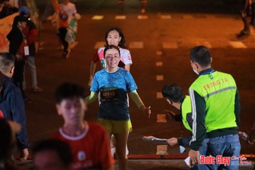 BƯỚC CHẠY CHÀO XUÂN THÀNH PHỐ QUẢNG NGÃI 2024 - Ảnh #1243064
