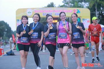 BƯỚC CHẠY CHÀO XUÂN THÀNH PHỐ QUẢNG NGÃI 2024 - Ảnh #1221448