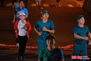 BƯỚC CHẠY CHÀO XUÂN THÀNH PHỐ QUẢNG NGÃI 2024 - Ảnh #1239589