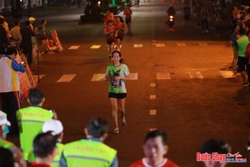 BƯỚC CHẠY CHÀO XUÂN THÀNH PHỐ QUẢNG NGÃI 2024 - Ảnh #1248645