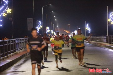 BƯỚC CHẠY CHÀO XUÂN THÀNH PHỐ QUẢNG NGÃI 2024 - Ảnh #1231514