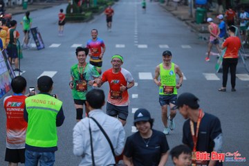 BƯỚC CHẠY CHÀO XUÂN THÀNH PHỐ QUẢNG NGÃI 2024 - Ảnh #1251892