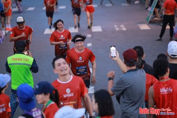 BƯỚC CHẠY CHÀO XUÂN THÀNH PHỐ QUẢNG NGÃI 2024 - Ảnh #1250525