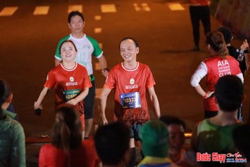 BƯỚC CHẠY CHÀO XUÂN THÀNH PHỐ QUẢNG NGÃI 2024 - Ảnh #1246254