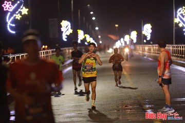 BƯỚC CHẠY CHÀO XUÂN THÀNH PHỐ QUẢNG NGÃI 2024 - Ảnh #1230727