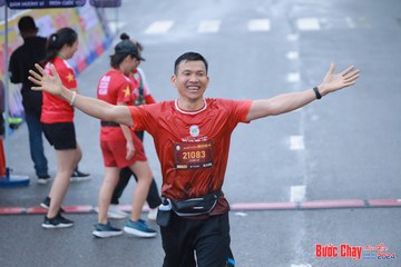 BƯỚC CHẠY CHÀO XUÂN THÀNH PHỐ QUẢNG NGÃI 2024 - Ảnh #1252392