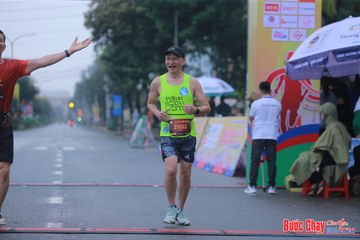 BƯỚC CHẠY CHÀO XUÂN THÀNH PHỐ QUẢNG NGÃI 2024 - Ảnh #1222302