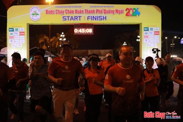 BƯỚC CHẠY CHÀO XUÂN THÀNH PHỐ QUẢNG NGÃI 2024 - Ảnh #1238808