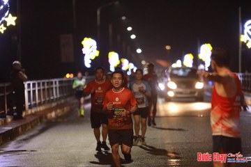 BƯỚC CHẠY CHÀO XUÂN THÀNH PHỐ QUẢNG NGÃI 2024 - Ảnh #1232123