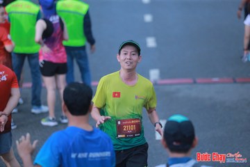 BƯỚC CHẠY CHÀO XUÂN THÀNH PHỐ QUẢNG NGÃI 2024 - Ảnh #1220647
