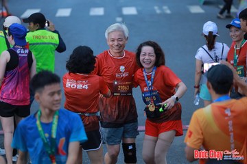 BƯỚC CHẠY CHÀO XUÂN THÀNH PHỐ QUẢNG NGÃI 2024 - Ảnh #1251327
