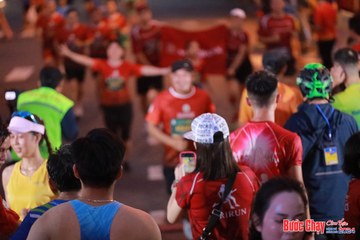 BƯỚC CHẠY CHÀO XUÂN THÀNH PHỐ QUẢNG NGÃI 2024 - Ảnh #1249608