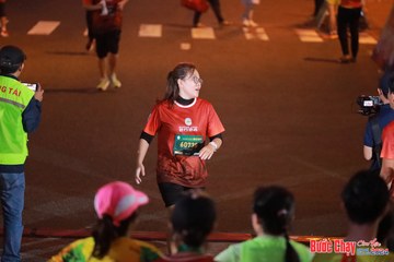 BƯỚC CHẠY CHÀO XUÂN THÀNH PHỐ QUẢNG NGÃI 2024 - Ảnh #1249217