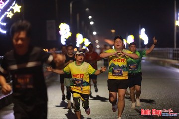 BƯỚC CHẠY CHÀO XUÂN THÀNH PHỐ QUẢNG NGÃI 2024 - Ảnh #1231540
