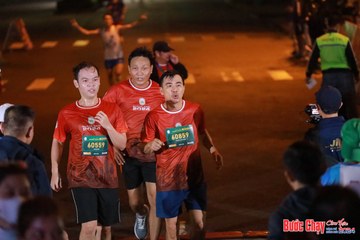 BƯỚC CHẠY CHÀO XUÂN THÀNH PHỐ QUẢNG NGÃI 2024 - Ảnh #1244013