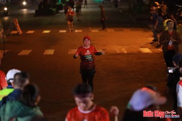 BƯỚC CHẠY CHÀO XUÂN THÀNH PHỐ QUẢNG NGÃI 2024 - Ảnh #1245989
