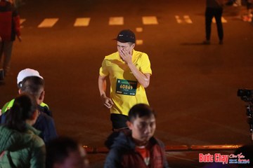 BƯỚC CHẠY CHÀO XUÂN THÀNH PHỐ QUẢNG NGÃI 2024 - Ảnh #1245609