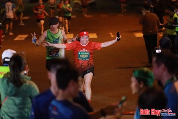 BƯỚC CHẠY CHÀO XUÂN THÀNH PHỐ QUẢNG NGÃI 2024 - Ảnh #1244172